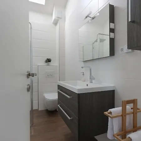 Apartment M&j Sutivan