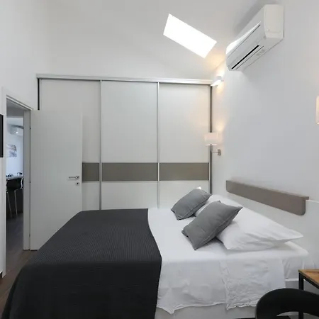 Apartment M&j Sutivan